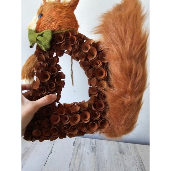 Pier 1 hanging squirrel curl wood sisal bottle brush for fall animal unique larg - Picture 4 of 9